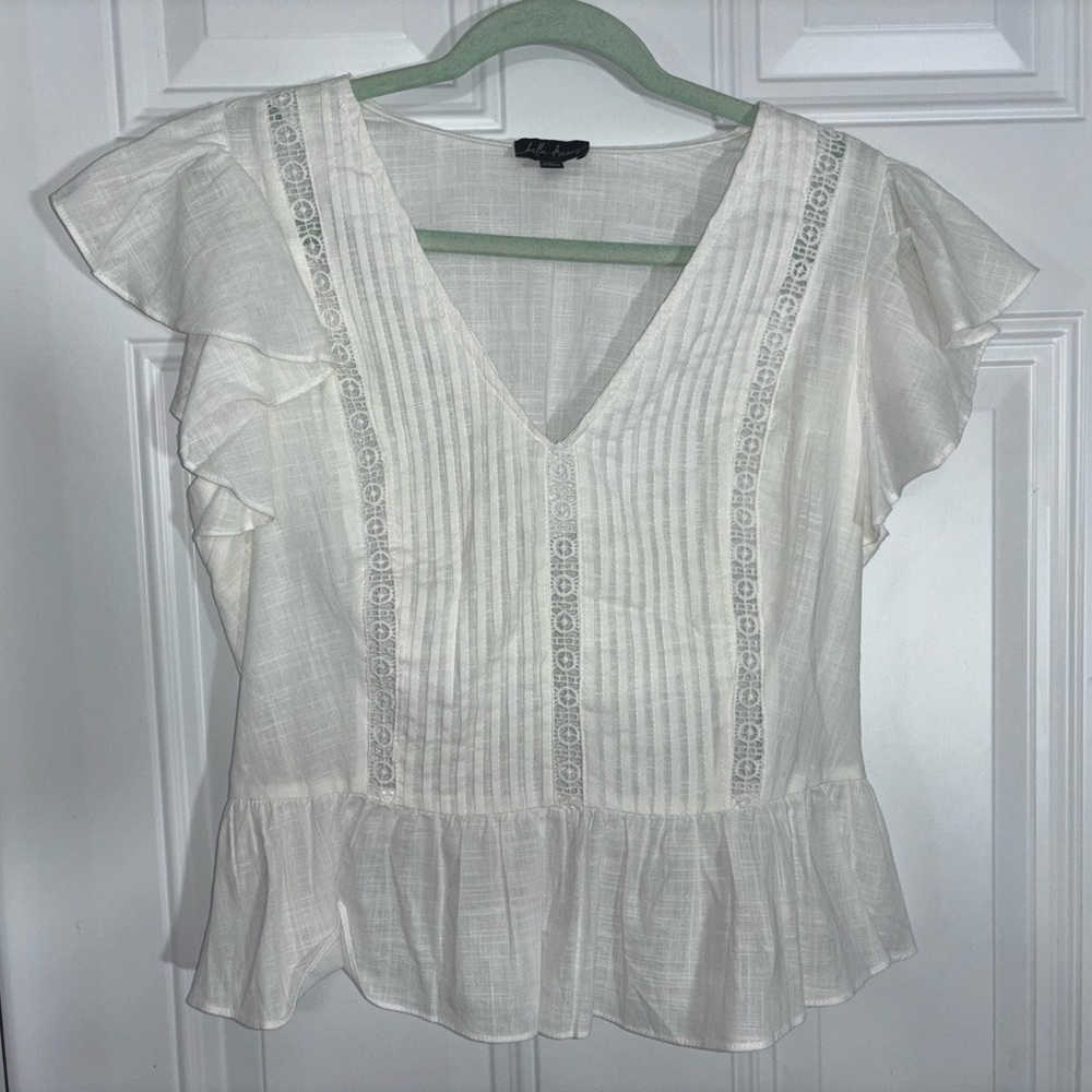 Bella D. White Lace Trim Blouse